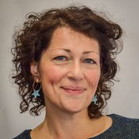 Elisabeth Åsbrink